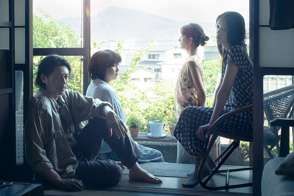 『夏の砂の上』場面写真