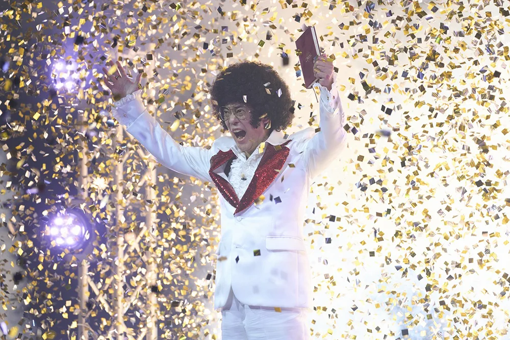 堤幸彦監督×唐沢寿明×芦田愛菜「犯人当てたら100億円」傑作小説の映画化！『ミステリー・アリーナ』