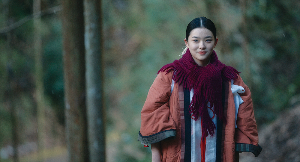 『脛擦りの森』場面写真